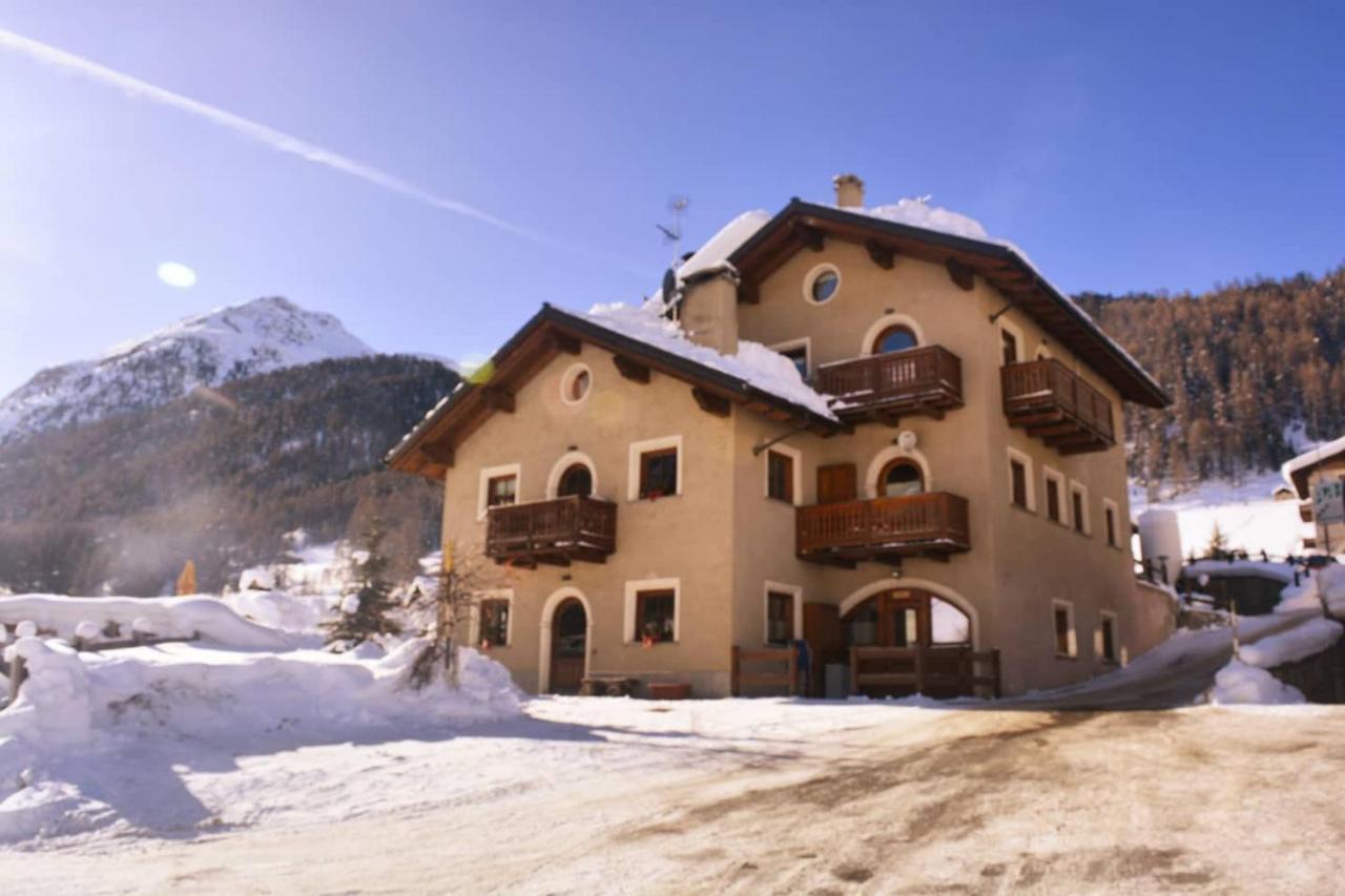 Snowflake Apartment Livigno Bagian luar foto