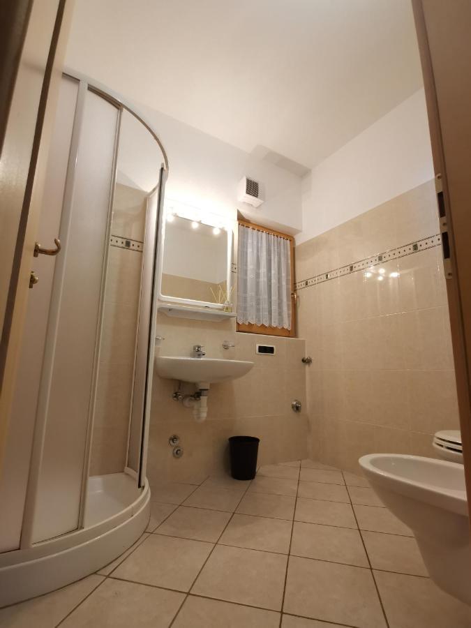 Snowflake Apartment Livigno Bagian luar foto