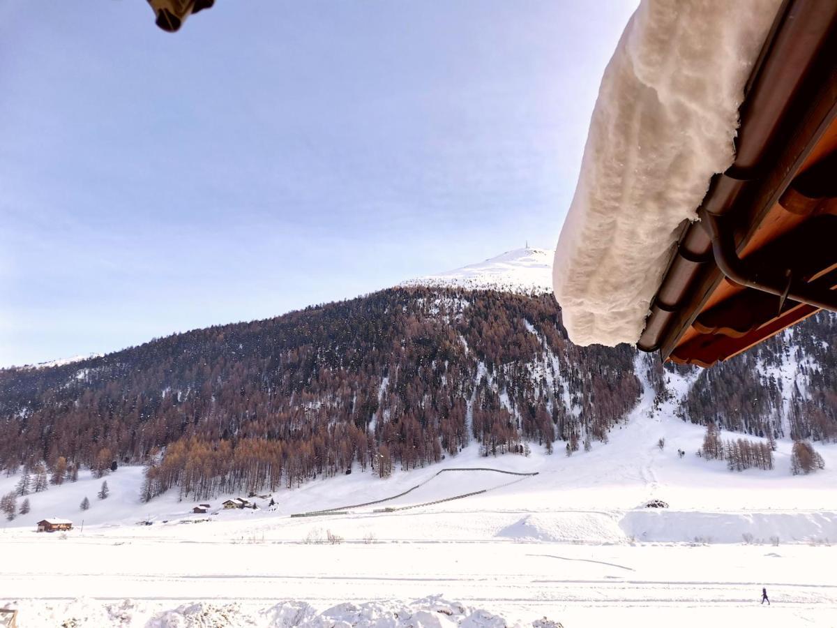 Snowflake Apartment Livigno Bagian luar foto